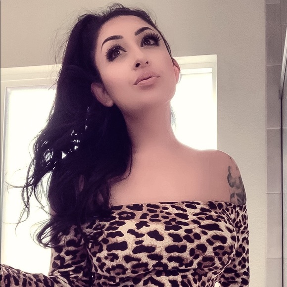 Meet your Posher, Rosie - Picture 1 of 1